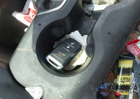 2019 Ram 1500 Big Horn/Lone Star 4X2 5'7 Box from USA, damaged, VIN 1C6RREFT1KN762911